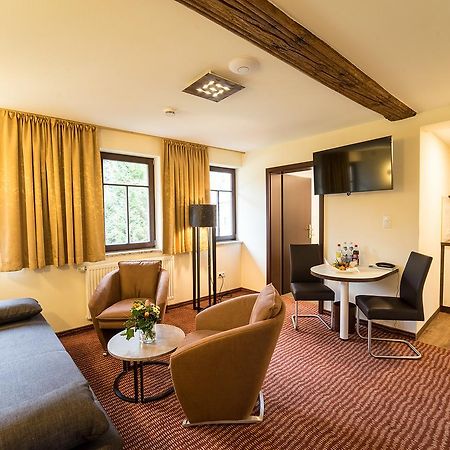 Hotel Goldener Hirsch Зуль Экстерьер фото