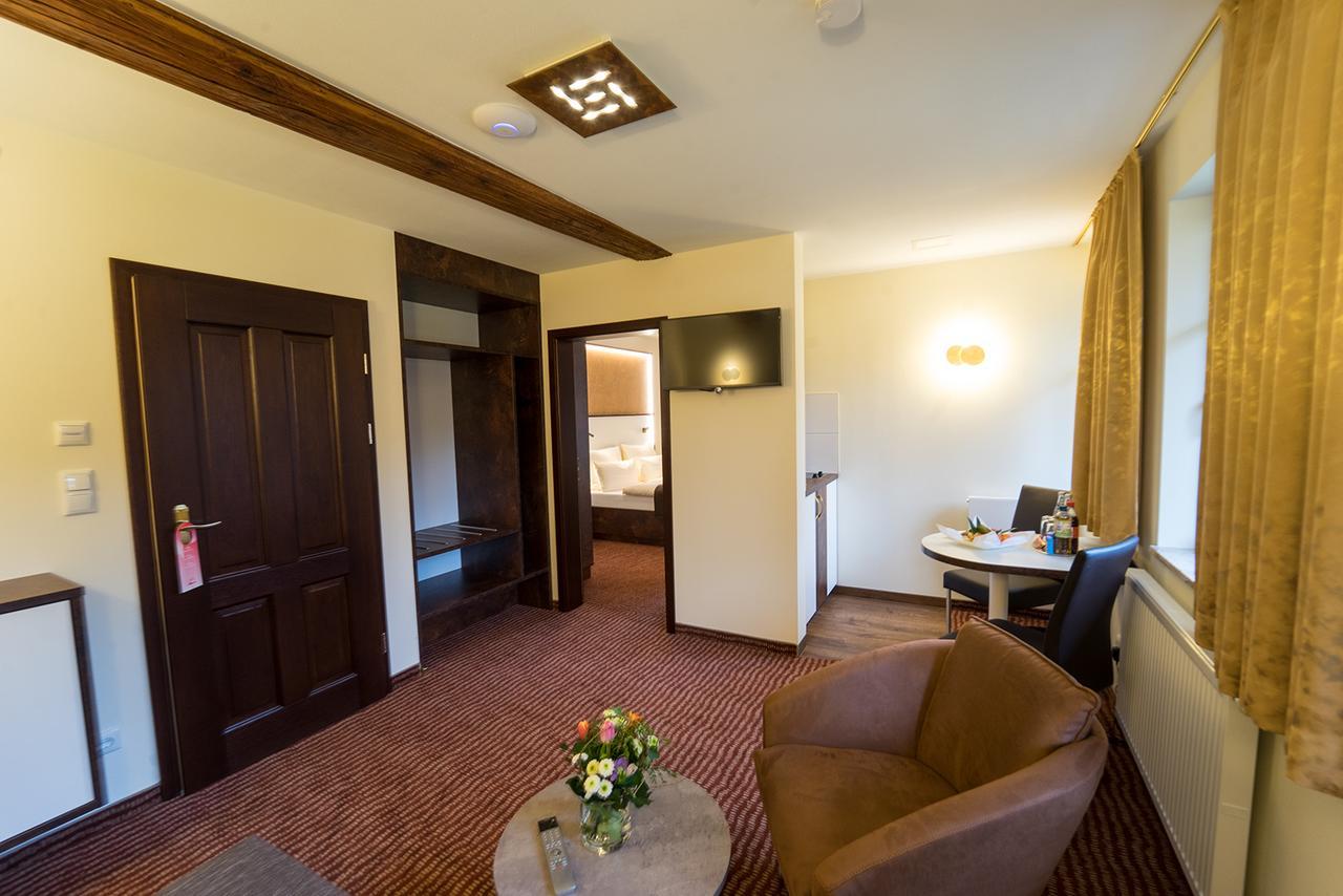 Hotel Goldener Hirsch Зуль Экстерьер фото